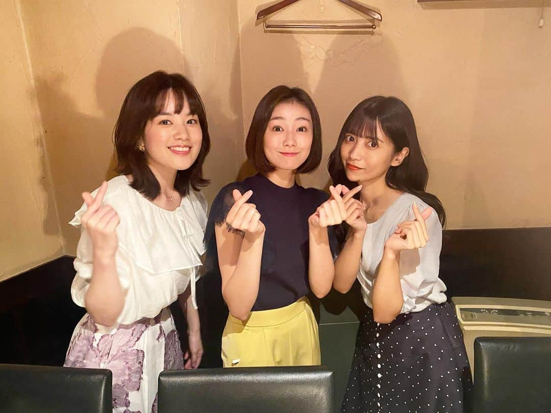 高田夏帆さんのインスタグラム写真 - (高田夏帆Instagram)「ななななんと！ 最終回を迎える前に､Blu-ray & DVD､発売決定👣 これは凄い事､嬉しい､本当にありがとうございます☺︎ クランクインからクランクアップまで1日も欠かさず毎日､本当に毎日､凛子さん現場にmovie隊が居てくれました☺︎ 良いoff movieを撮ろうと 場所取り合戦せめぎ合いを見た事もしばしば🤭♡ 今の撮りたいです〜もう1回やって〜もう1回！ とおねだりされた事もしばしば🤫♡？ 現場のあれやこれやが詰まりに詰まった 本気のBlu-ray & DVDになってると思うんです、 最終回を迎える前に既に凛子さんロスよーという声もちらほら耳に入ってきてたりね､だから嬉しいお知らせが出来て良かったです💌 #凛子さんはシてみたい#今夜#最終回 #6/1#Blu-ray&DVD#発売決定 #早期予約特典あり#チェケチェケ」12月7日 18時26分 - takadakaho