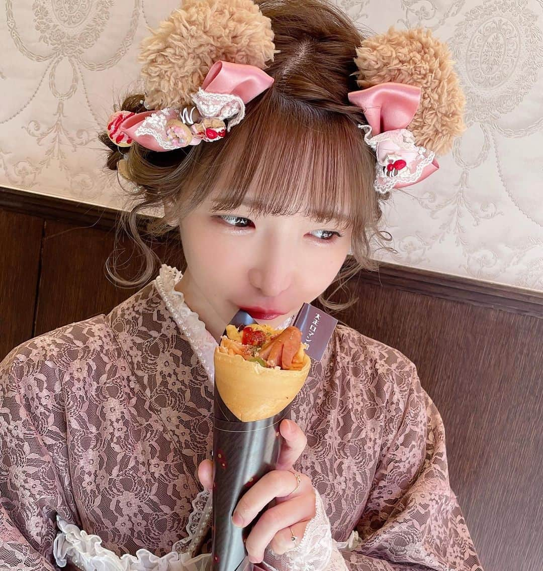 もえのあずきさんのインスタグラム写真 - (もえのあずきInstagram)「ダッフィー着物コーデ🐻 #ダッフィーコーデ #シェリーメイコーデ #着物ヘア #着物デート #着物女子 #もえあず#フルーツ部」12月7日 20時58分 - moeazukitty