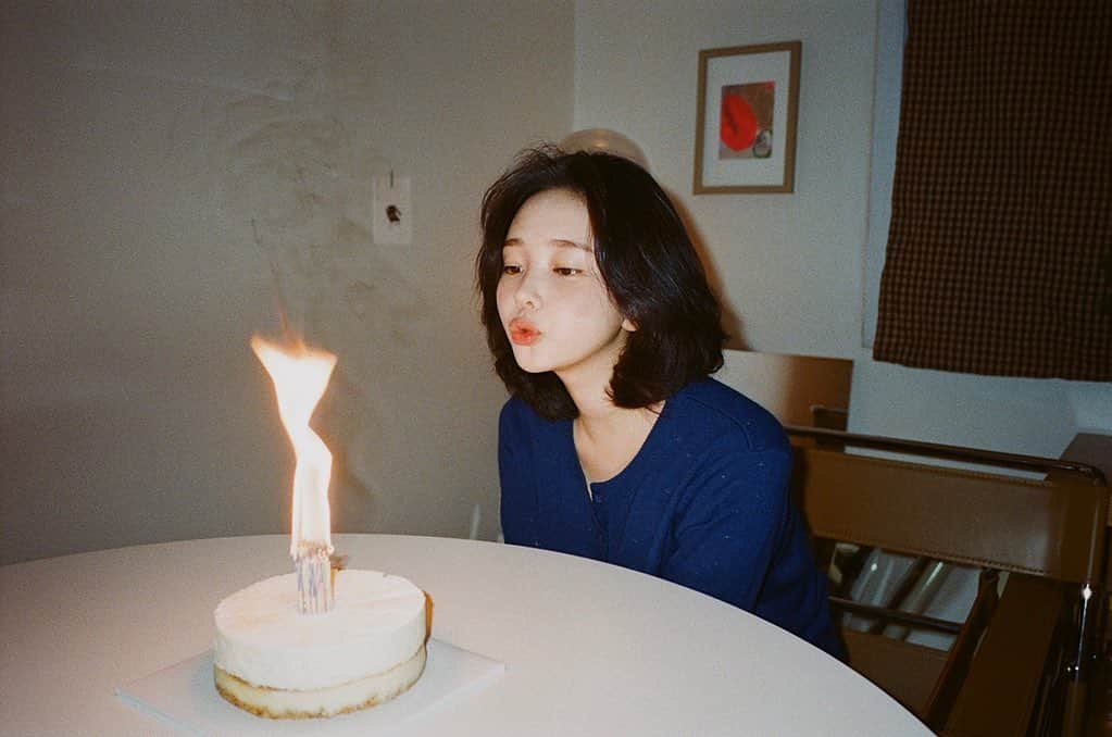 ソン・ファミンのインスタグラム：「오르막 상시오픈 축하해줘서 고맙습니다🎂」