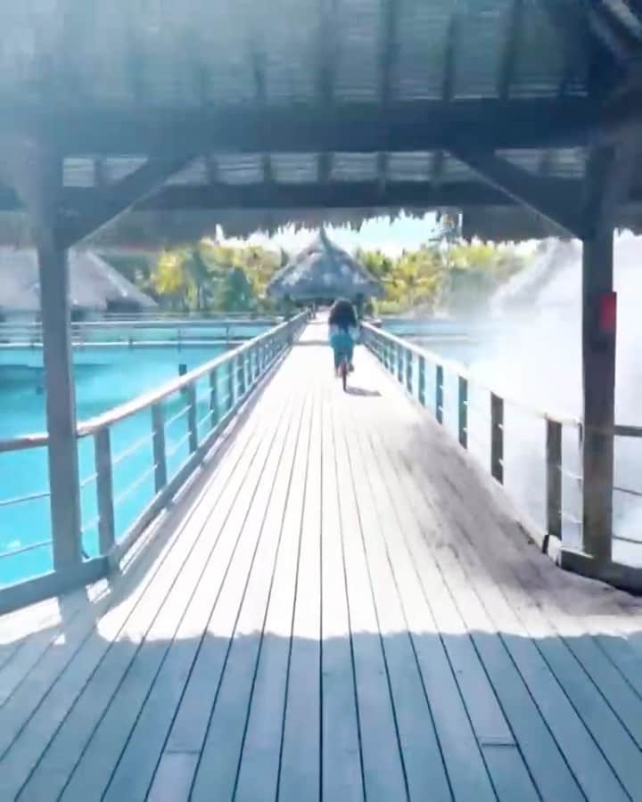 ジョーディン・ウッズのインスタグラム：「@karltowns can’t keep up with me here on Caldera Island ❤️🪖🎮 #WarzonePacific #CODPartner @callofduty」