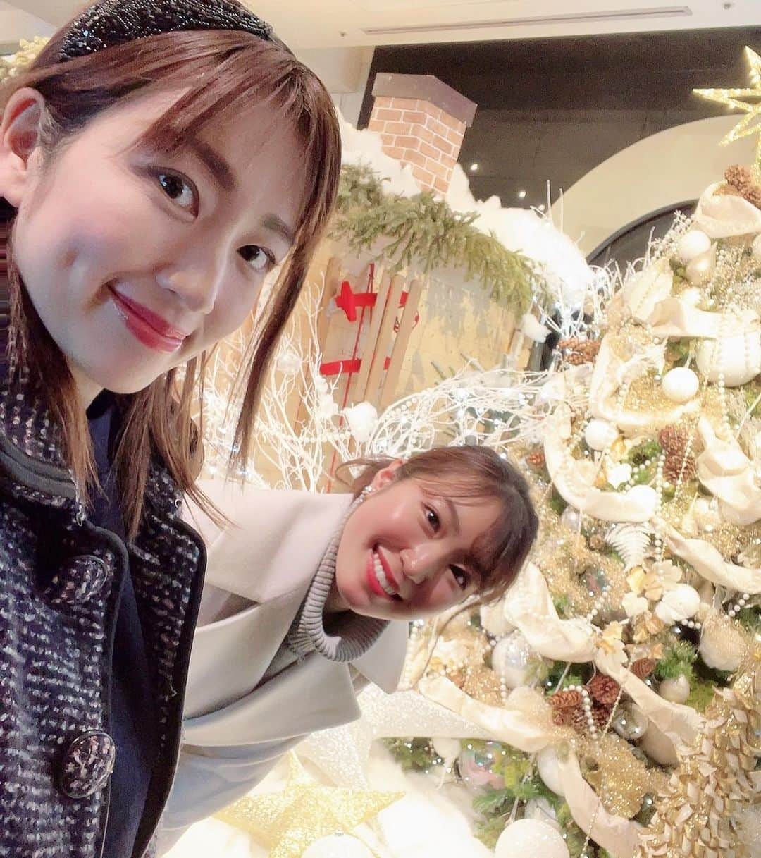 庄司ゆうこさんのインスタグラム写真 - (庄司ゆうこInstagram)「小池美奈さんのピアノコンサートへ✨🎹 ホテルニューオータニで優雅にランチしながら素敵な演奏を聴けて最高の時間でした❣️ちなみに美奈さんは広尾のストレッチにもメンテナンスしに来てくれています☺️ この日は昔からお世話になっている家事代行サービスベアーズの高橋ゆきさんにも久しぶりにお会い出来て嬉しかった💓 私が憧れている女性経営者の1人です❣️ #ピアノ#ピアノ演奏#小池美奈#さん#素敵過ぎる#ホテルニューオータニ#ランチ会#ランチコンサート」12月9日 10時52分 - yuko.shoji