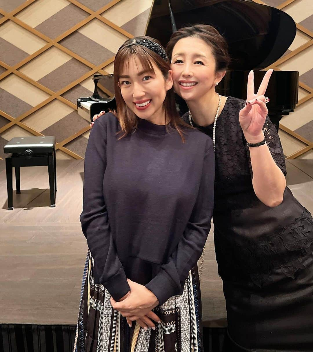 庄司ゆうこさんのインスタグラム写真 - (庄司ゆうこInstagram)「小池美奈さんのピアノコンサートへ✨🎹 ホテルニューオータニで優雅にランチしながら素敵な演奏を聴けて最高の時間でした❣️ちなみに美奈さんは広尾のストレッチにもメンテナンスしに来てくれています☺️ この日は昔からお世話になっている家事代行サービスベアーズの高橋ゆきさんにも久しぶりにお会い出来て嬉しかった💓 私が憧れている女性経営者の1人です❣️ #ピアノ#ピアノ演奏#小池美奈#さん#素敵過ぎる#ホテルニューオータニ#ランチ会#ランチコンサート」12月9日 10時52分 - yuko.shoji