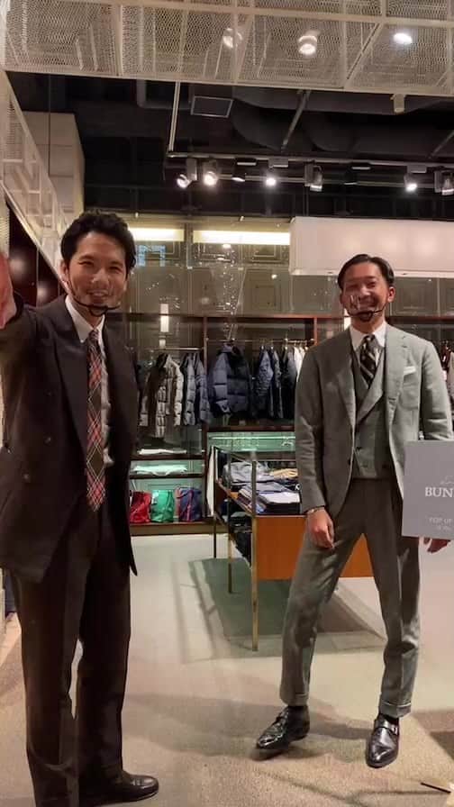 のインスタグラム：「"Bunney pop up store" 開催期間：12/10-12/26 @beams_house_marunouchi   店内クルーズとポップアップイベントのご紹介です。 是非ご覧下さいませ！  @suzumoto_yukihiro  @bunneyofficial」