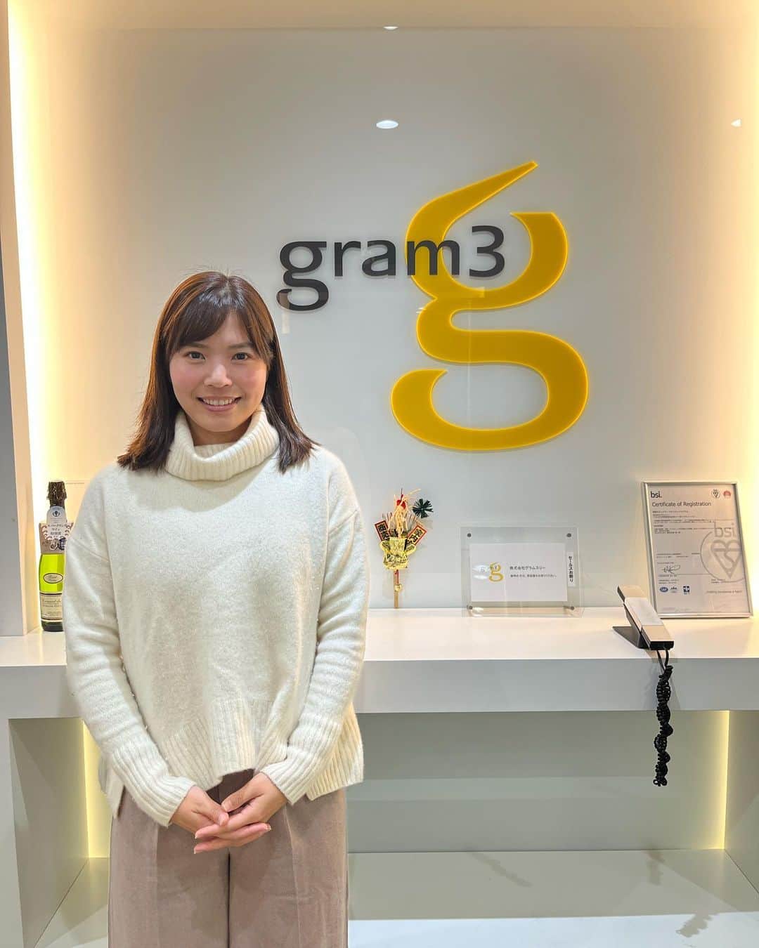 尾崎里紗のインスタグラム：「今日はグラムスリー様に年末のご挨拶と、お食事に行ってきました😋 ⁡ ⁡ ⁡ ⁡ ⁡ #glico  #powerproduction  #head  #headtennis_official #headjapan #teamhead  #stchristopher #セントクリストファー #センクリ #テニック #株式会社タイド  #TIDE.  #gram3  #グラムスリー  #tbc_aesthetic  #エステ  #エステティックtbc  #尾崎里紗  #risaozaki  #tennis  #tennisplayer  #テニス  #fitness」