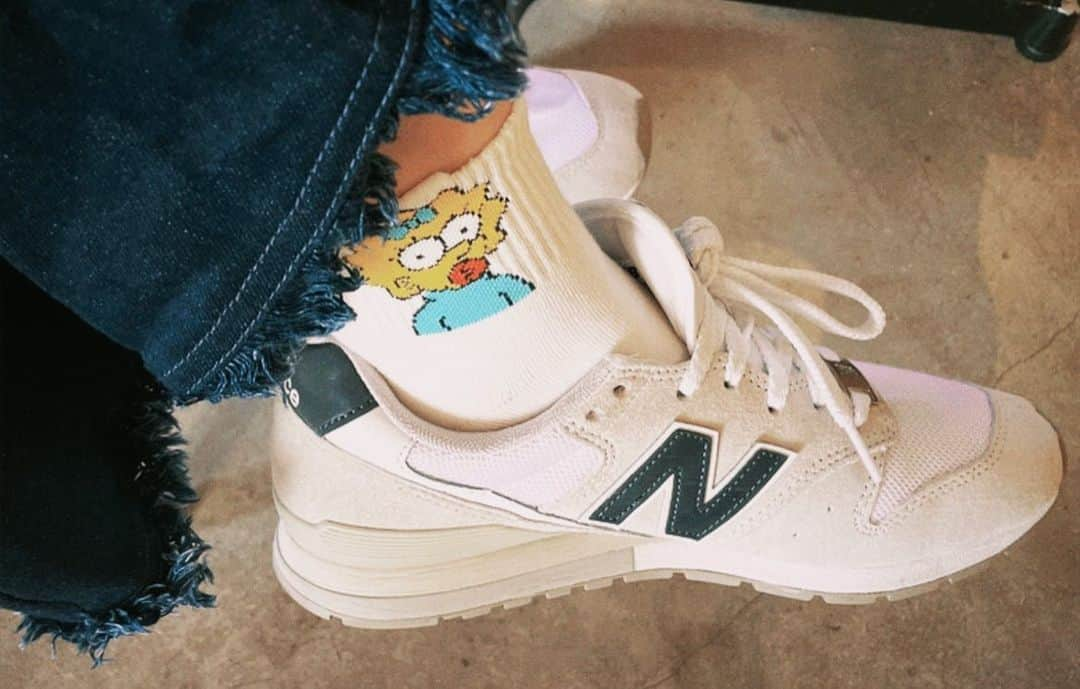 松井咲子さんのインスタグラム写真 - (松井咲子Instagram)「かわいいねえ  #thesimpsons #シンプソンズ #マギー推し #newbalance #newbalance996」12月9日 14時47分 - sakiko___official