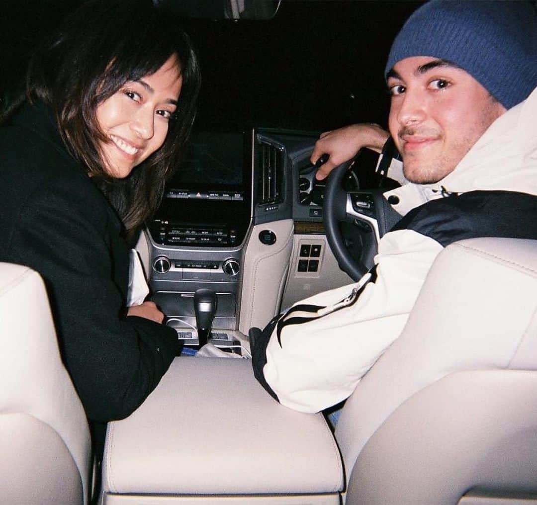 エレナ・アレジ・後藤のインスタグラム：「やっと数ヶ月越しにカメラを新しくしました！ このカメラで撮った写真を見るのが楽しくて仕方ありません ✨ 私のお気に入りの写真はスワイプすると見れます 💗」