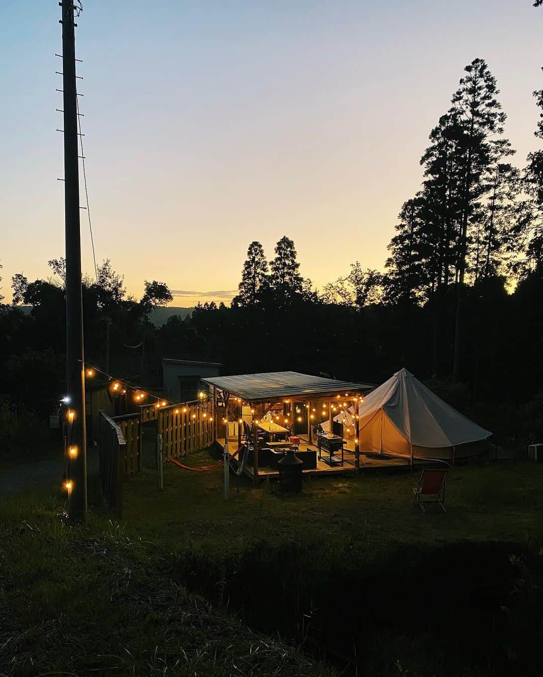 利水翔のインスタグラム：「. いつしかのグランピング🏕 炭からおこしてご飯作るの楽しかったなぁ🤍✨🍃 ⁡ ⁡ ⁡ ⁡ ⁡ ⁡ ⁡ ⁡ ⁡ #enjoy #smile #ootd #happy #love #nature #japan #half #model #kt #me #instdiary  #fathion #nature #japan #trip #grandcamp #camping」
