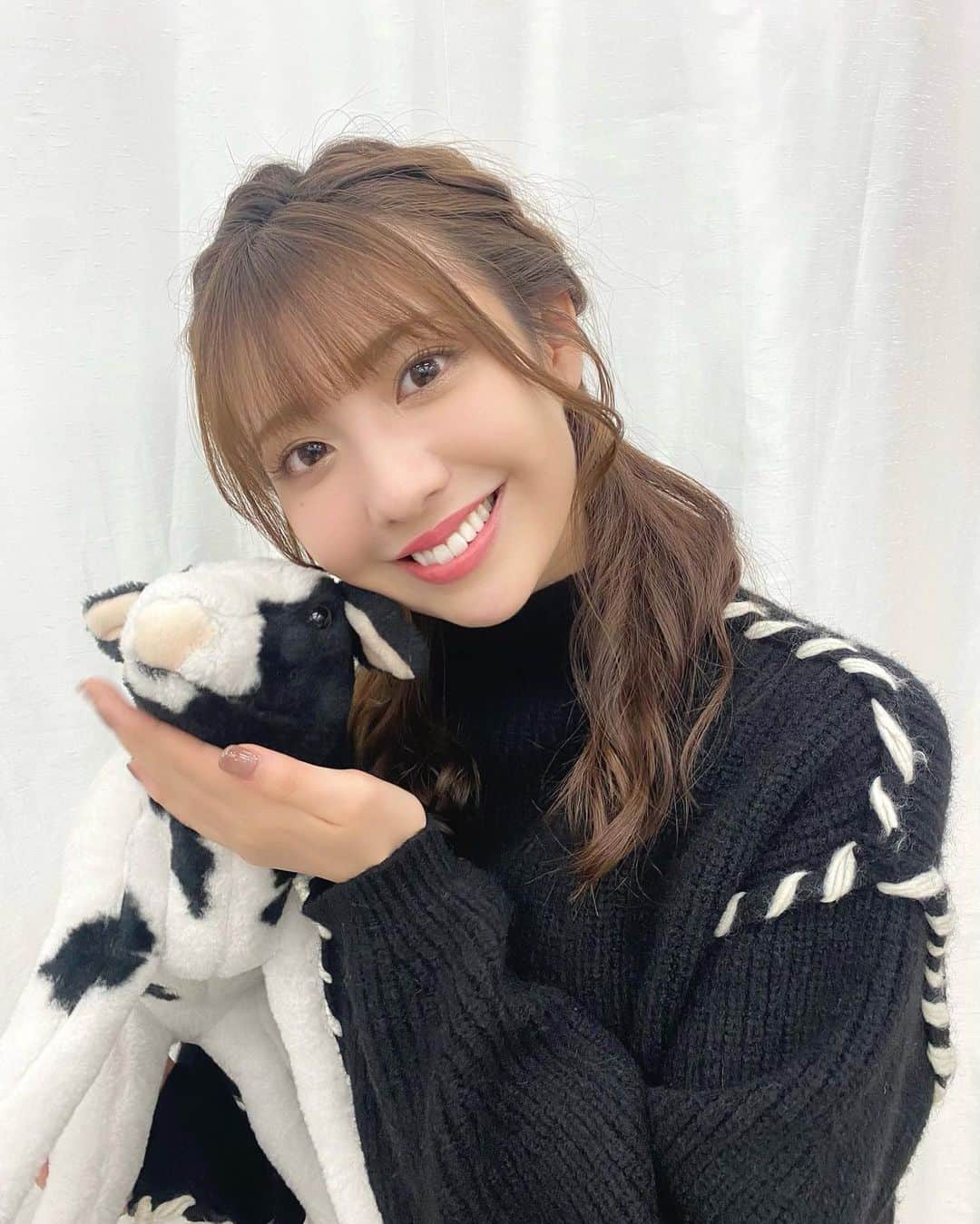 小玉梨々華のインスタグラム：「モノトーン🐄」