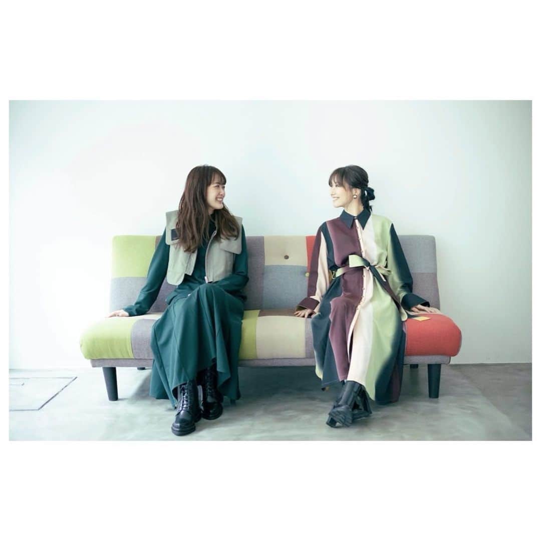 のインスタグラム：「緑黄色社会のはるちゃんといろんな話や対談させてもらった中で、 真摯な姿勢や人柄が音楽にほんとでるなって思いました。  今をひっぱる緑黄色社会が人気な理由も解ったし、これからが楽しみ。  https://natalie.mu/music/pp/otsukaai  AIO　#緑黄色社会  #長屋晴子 #素敵 #女子 #歌声 #翼  #natalie #ナタリー #対談」