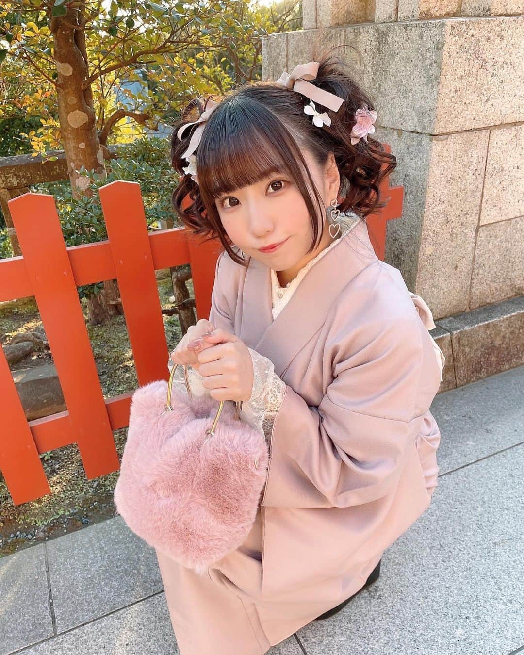 のインスタグラム：「ピンクの着物どうかな？🐰💕 . . . . . #着物#着物デート#着物ヘア#鎌倉#鎌倉着物レンタル#着物レンタル鎌倉#レンタル着物village#アイドル#girl#idol#kawaii#kawaiigirl#kawaiifashion#followme#cosplay#cosplayer#cosplaygirl#cosplayers#コスプレ#コスプレイヤー#コスプレ女子#東京#ファッション#可愛い#かわいい#follow#フォローミー#自撮り#可愛い女の子#かわいい女の子」