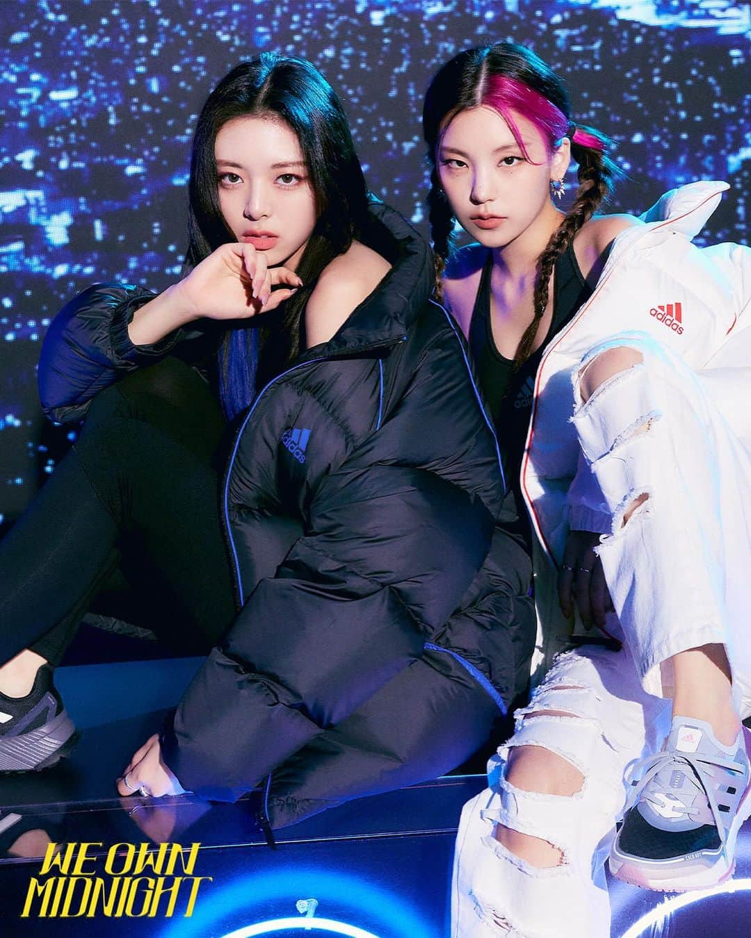 ITZYさんのインスタグラム写真 - (ITZYInstagram)「ITZY X ADIDAS  #ITZY #adidaskr #adidas #WEOWNMIDNIGHT @adidaskr」12月10日 15時11分 - itzy.all.in.us