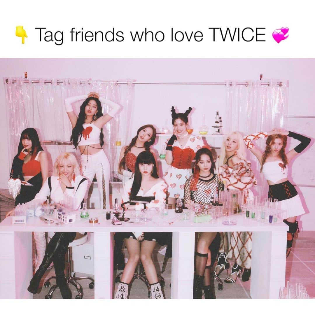 ナヨンのインスタグラム：「HOT SALE🎉💋 😍 Upgrade your TWICE MERCH collection now! www.kpopersify.com 🛍 🌈 TAG your friends to buy you 🙆🏻‍♀️ ✨ Get Yours NOW At The Link In My Bio ☝🏼 🌍 Worldwide FREE Delivery ✔️ Use code ‘DEC21’ to get discount 10% off ✨Follow @kpopersify for more TWICE deals! 🙊  ‼️ LIMITED STOCK ‼️」