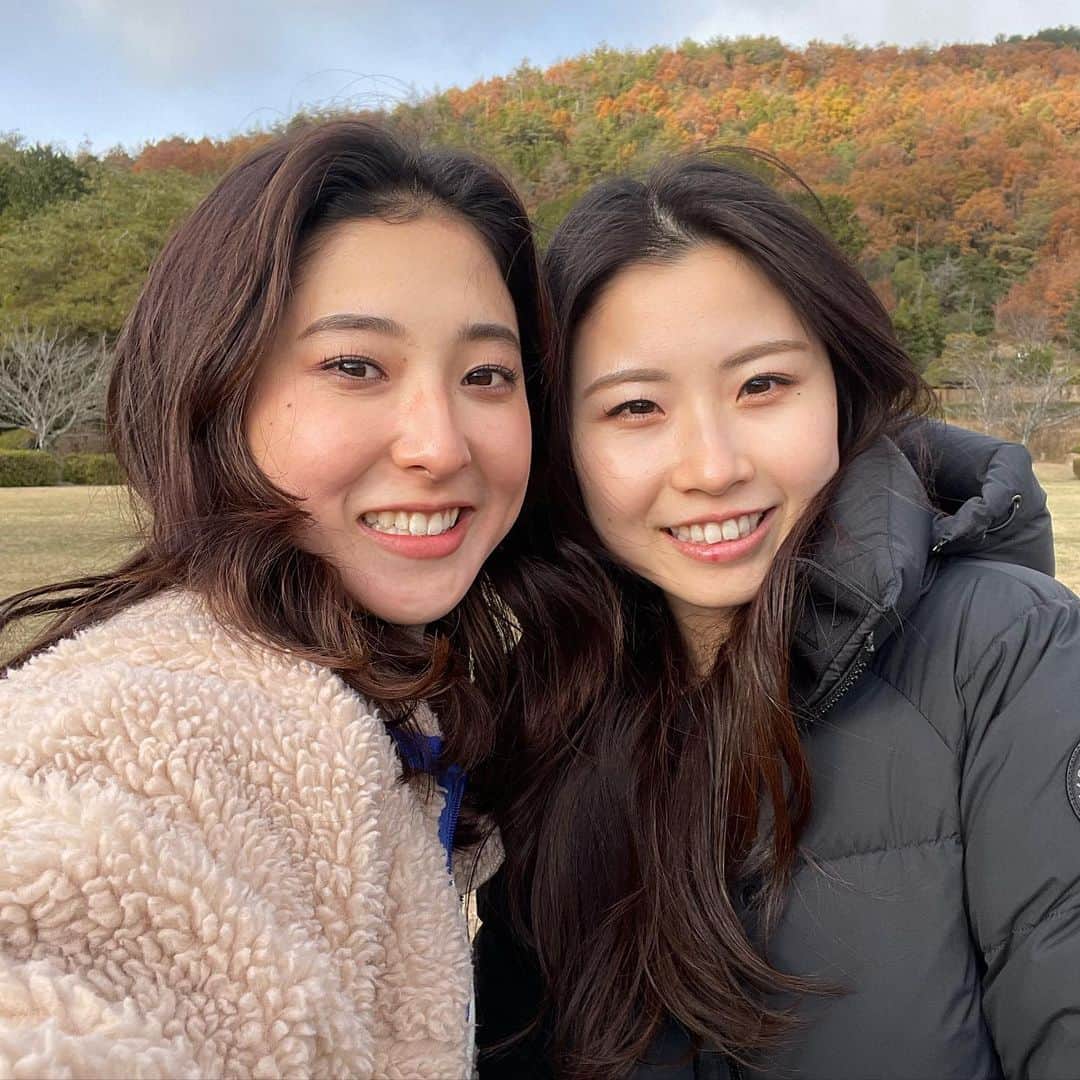 さくらさんのインスタグラム写真 - (さくらInstagram)「⁡ どうも癖強姉妹です🍠 ⁡ 誰に似てる？😂 ⁡ #テーマパークに行くより山に行く方がテンション上がる系YouTuber #唇むしり取っちゃう」12月10日 20時00分 - sakufitness