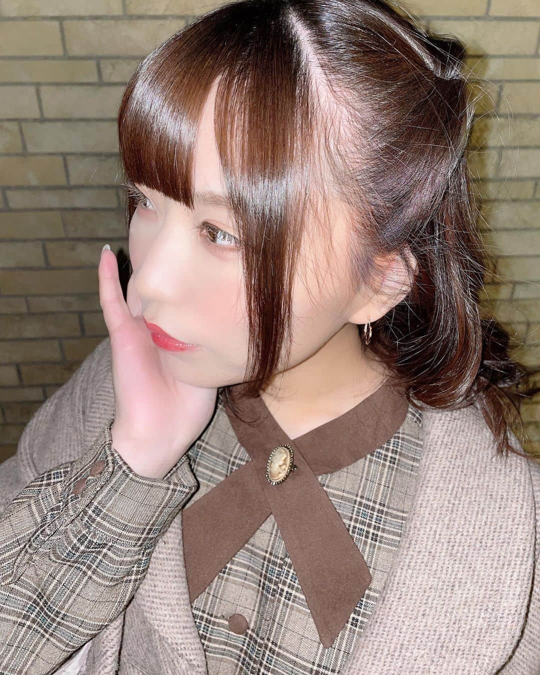 城崎ひまりさんのインスタグラム写真 城崎ひまりinstagram 外にずっといたら手がキンキンになっちゃった アイドル Girl Idol Kawaii Kawaiigirl Kawaiifashion Followme 東京 ファッション 可愛い かわいい Follow フォローミー 自撮り 可愛い