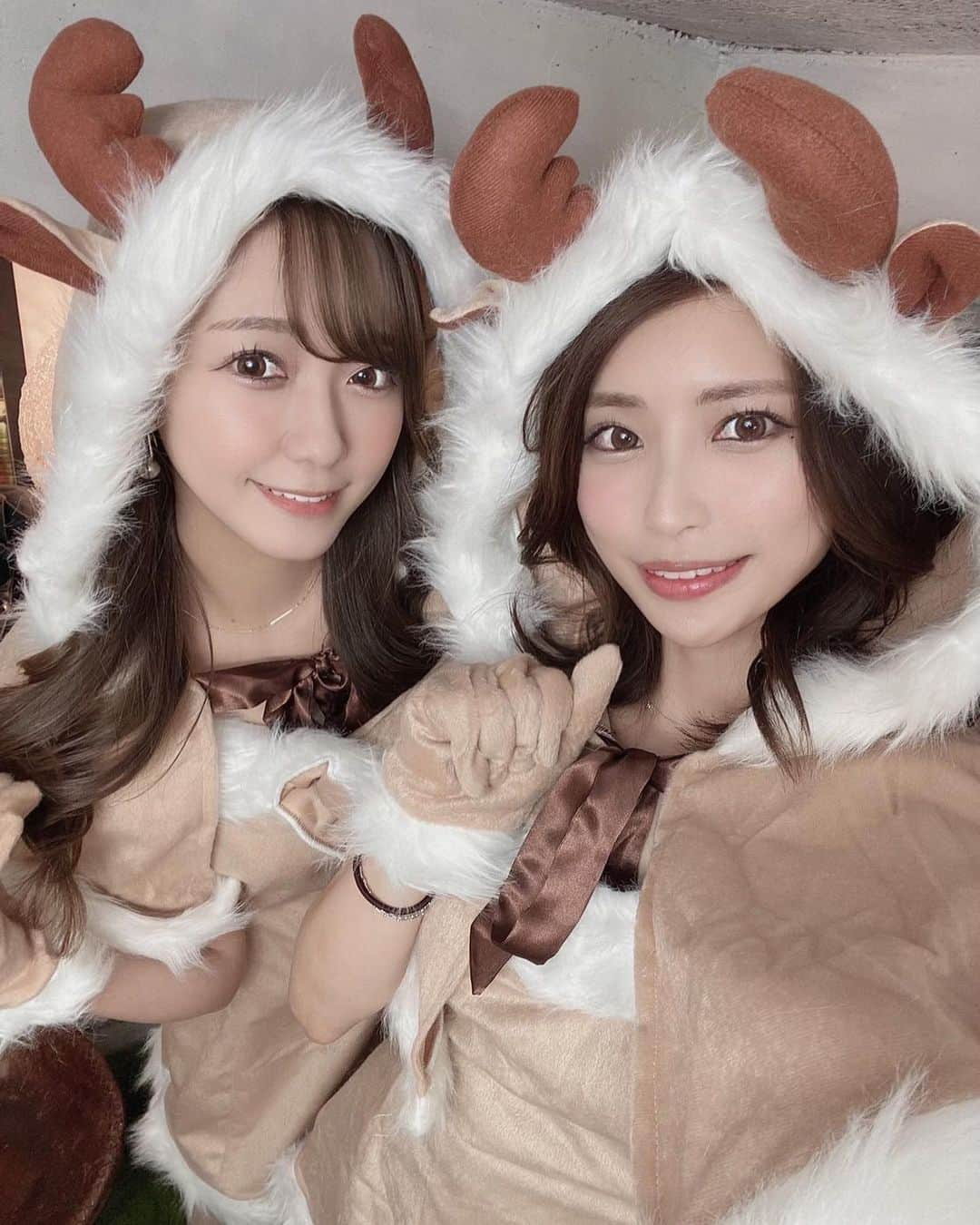 織田真実那さんのインスタグラム写真 - (織田真実那Instagram)「双子トナカイ🤎🤍  #クリスマス#クリスマスコスプレ#xmas #トナカイ#双子コーデ #コスプレ」12月11日 12時09分 - omamechan_m