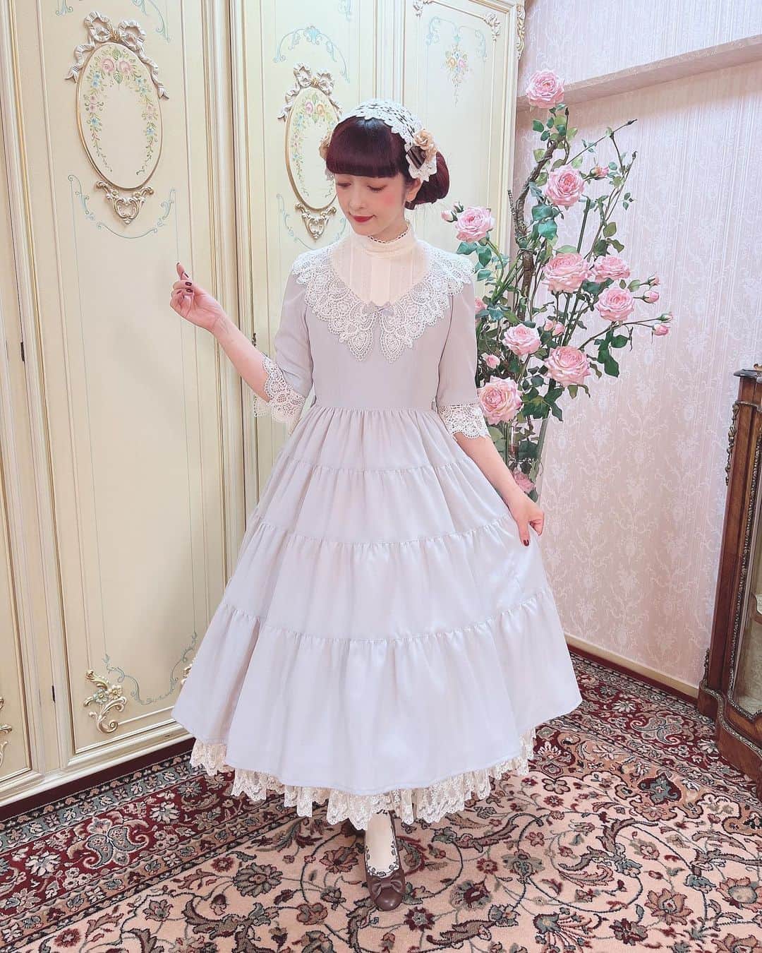 青木美沙子さんのインスタグラム写真 - (青木美沙子Instagram)「ピンクを着ない美沙子❣️ たまにはいいね💓 イノワさん新作カワイイ🎀」12月11日 21時54分 - misakoaoki