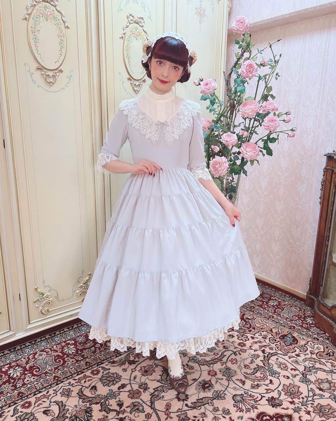 青木美沙子さんのインスタグラム写真 - (青木美沙子Instagram)「ピンクを着ない美沙子❣️ たまにはいいね💓 イノワさん新作カワイイ🎀」12月11日 21時54分 - misakoaoki