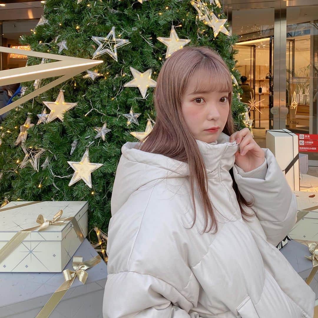 mimのインスタグラム：「クリスマス皆は何するの？ 私はファンの子と会うよ🎄❤️たのしみ」