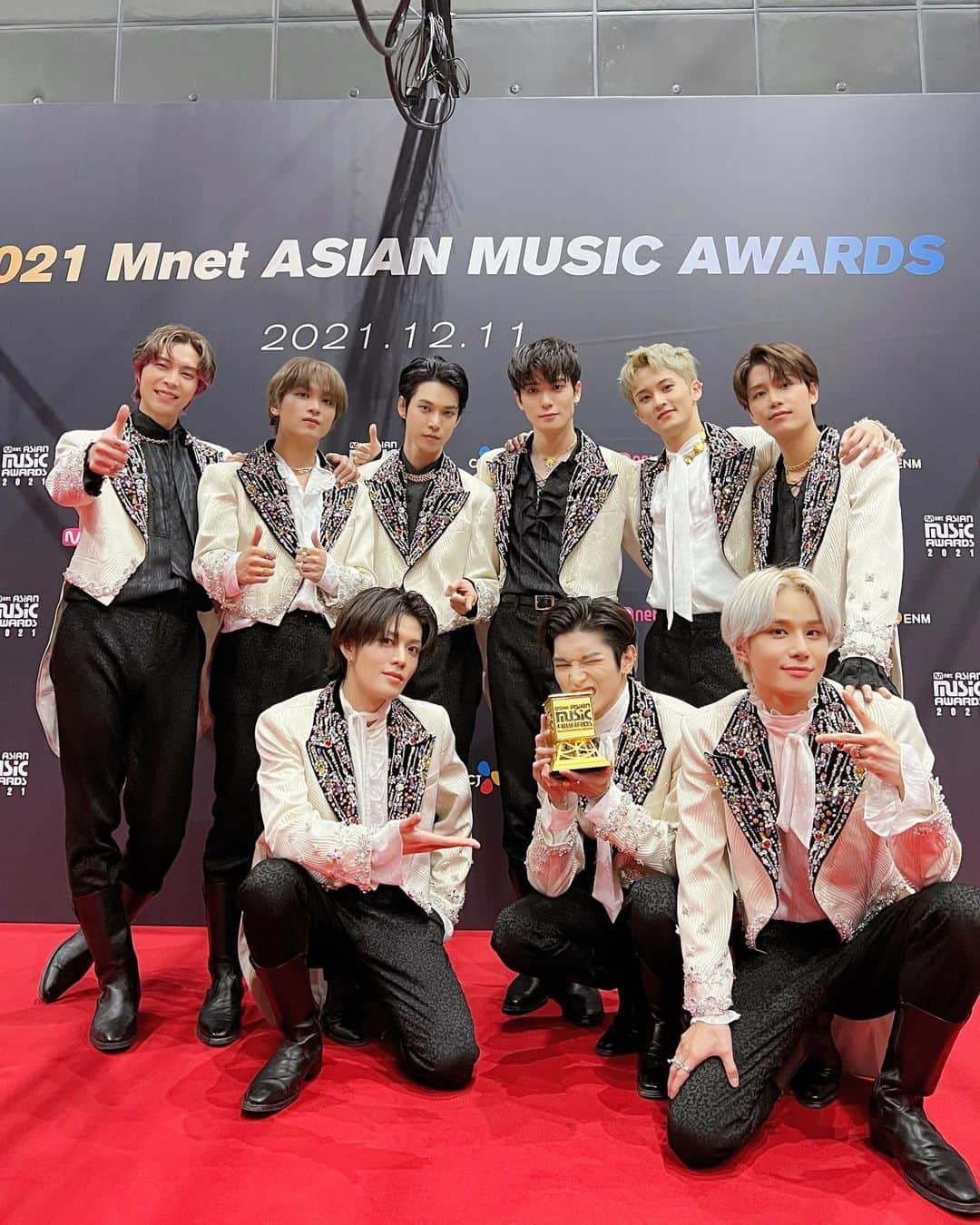 NCT 127さんのインスタグラム写真 - (NCT 127Instagram)「🤍🤍🤍🤍🤍🤍🤍🤍🤍  #NCT127 #NCT #MAMA #2021MAMA #WorldwideFansChoiceTOP10」12月11日 23時20分 - nct127