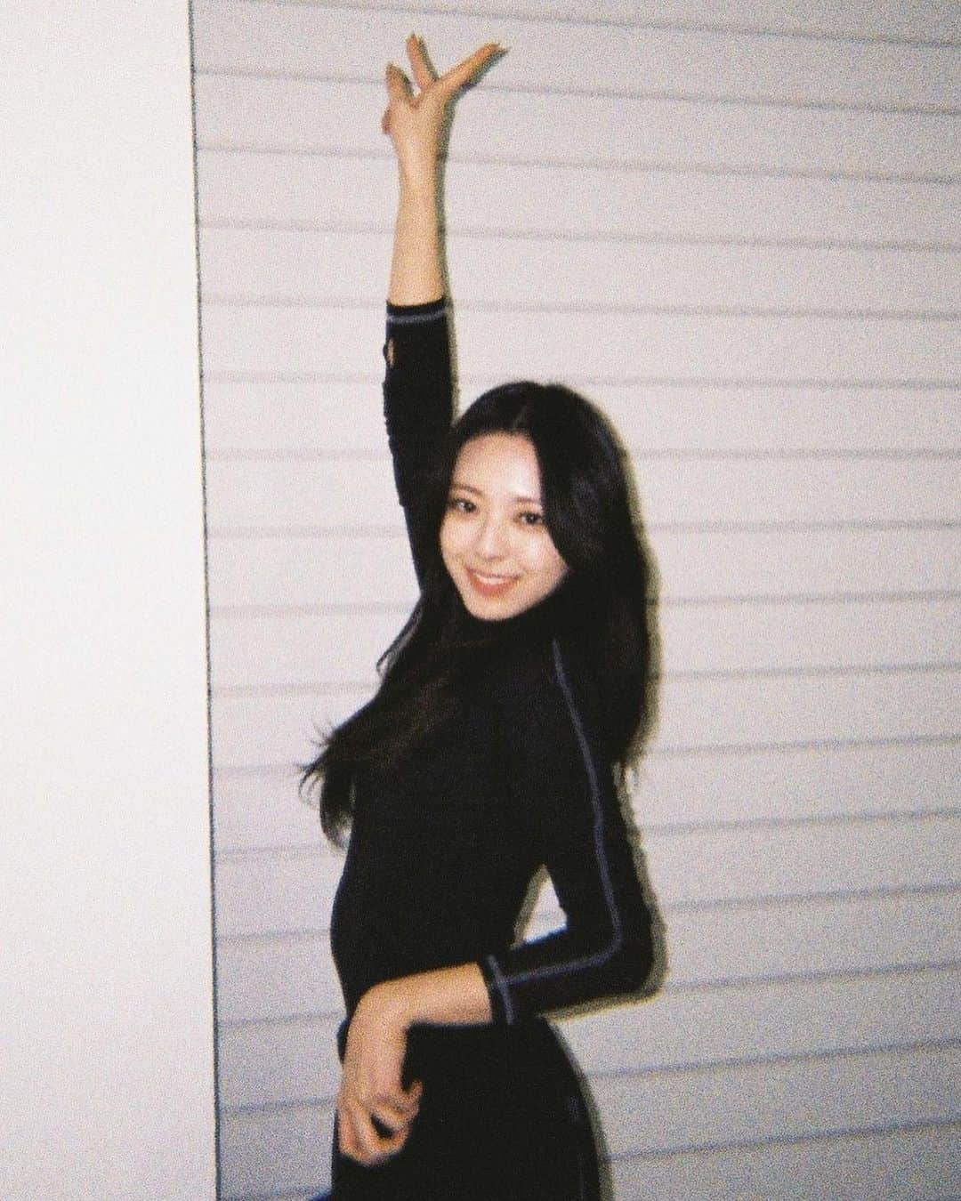 ITZYさんのインスタグラム写真 - (ITZYInstagram)「ITZY Performance Practice | MAMA 2021 📸 Film Photography #YEJI #RYUJIN #YUNA #MAMA #2021MAMA」12月11日 23時15分 - itzy.all.in.us