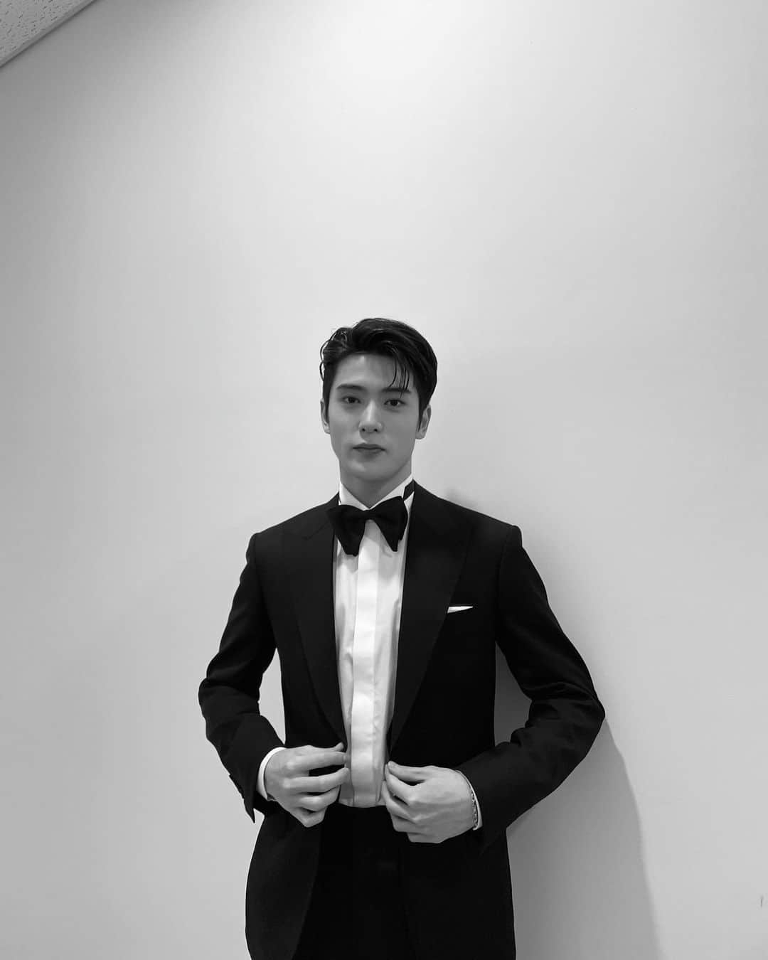 ジェヒョンさんのインスタグラム写真 - (ジェヒョンInstagram)「🏆」12月11日 23時27分 - _jeongjaehyun