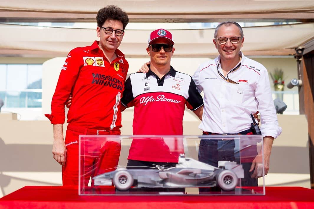 キミ・ライコネンさんのインスタグラム写真 - (キミ・ライコネンInstagram)「Grazie @scuderiaferrari」12月12日 0時09分 - kimimatiasraikkonen