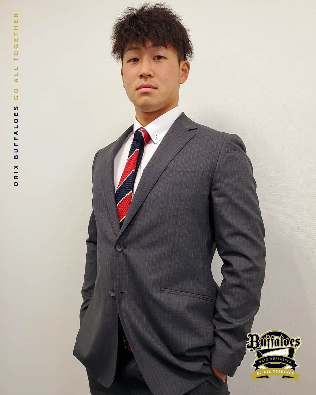 オリックス・バファローズさんのインスタグラム写真 - (オリックス・バファローズInstagram)「#園部佳太 #施設見学 #舞洲 #Bsスーツコレクション #Bs2021 #buffaloes #baseball #ORIX #プロ野球」12月12日 15時31分 - orix_buffaloes