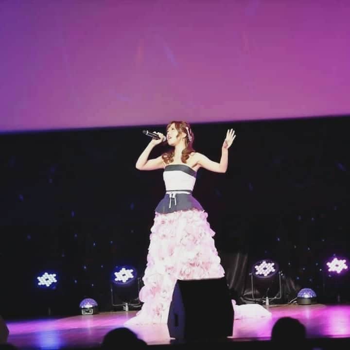 のインスタグラム：「🕊️✨ · みんなそれぞれのステージで頑張っているよね‚そう思うと私もがんばれる🧸 Everyone is doing their best in each place☆ · Everyone is doing their best on each stage☆When I think so, ‚‚‚‚ I think I'll do my best🤝🧡 · · · · · #ごきげんよう #お疲れ様です #懐pic #過去pic」