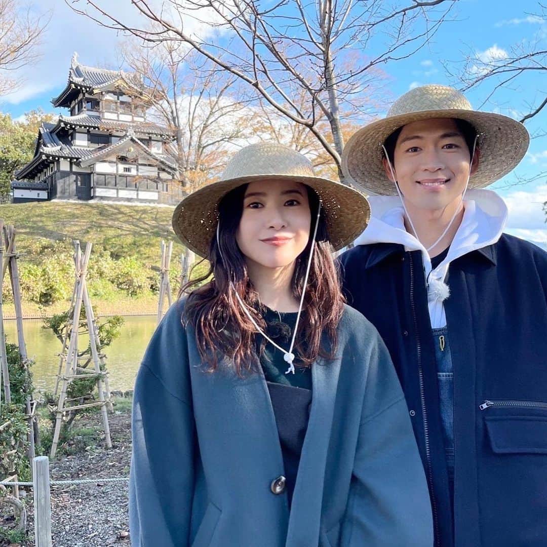 最愛さんのインスタグラム写真 - (最愛Instagram)「今夜7時からのせっかくグルメに 吉高由里子さん、松下洸平さんが出演😆‼︎  最愛コンビ、ハイテンションで新潟県上越を大満喫したんやよ🙆‍♀️✨  家族みんなで！ご飯のお供に！ 是非ご覧ください💓  #最愛ドラマ #tbs #吉高由里子 #松下洸平 #最終話12月17日夜10時 #せっかくグルメ」12月12日 9時13分 - saiai_tbs