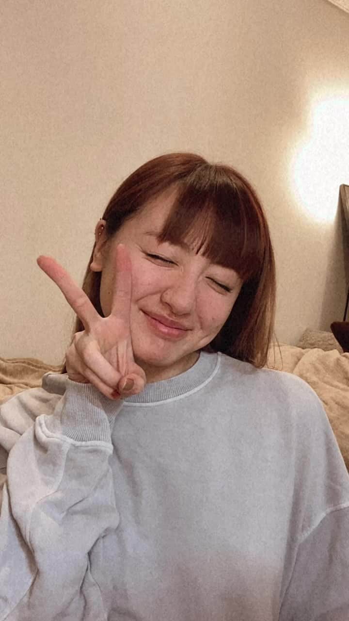 鈴木瑛美子のインスタグラム：「新曲が良かったら 「重すぎたー！」ってコメントしてね！」