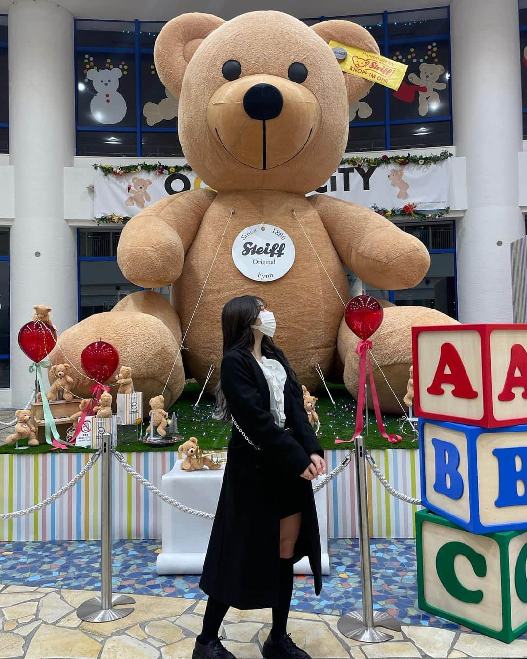 あっぷるさんのインスタグラム写真 - (あっぷるInstagram)「この前お台場に大きいクマさんいた🧸 ちなみにこのコートはパステルで買ったよ~！！！！ #Pastel#韓国通販#韓国ファッション」12月27日 20時21分 - apoapo_2