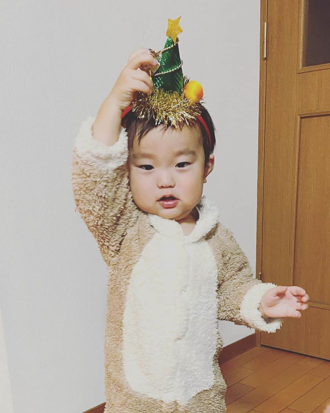 大泉和也さんのインスタグラム写真 - (大泉和也Instagram)「Merry Christmas  #merrychristmas   #present  #子供の頃は  #子供が楽しい日だと思ってた  #本当は  #親が子供の笑顔を見たい日  #ありがとう」12月27日 21時02分 - kazuyaoizumi