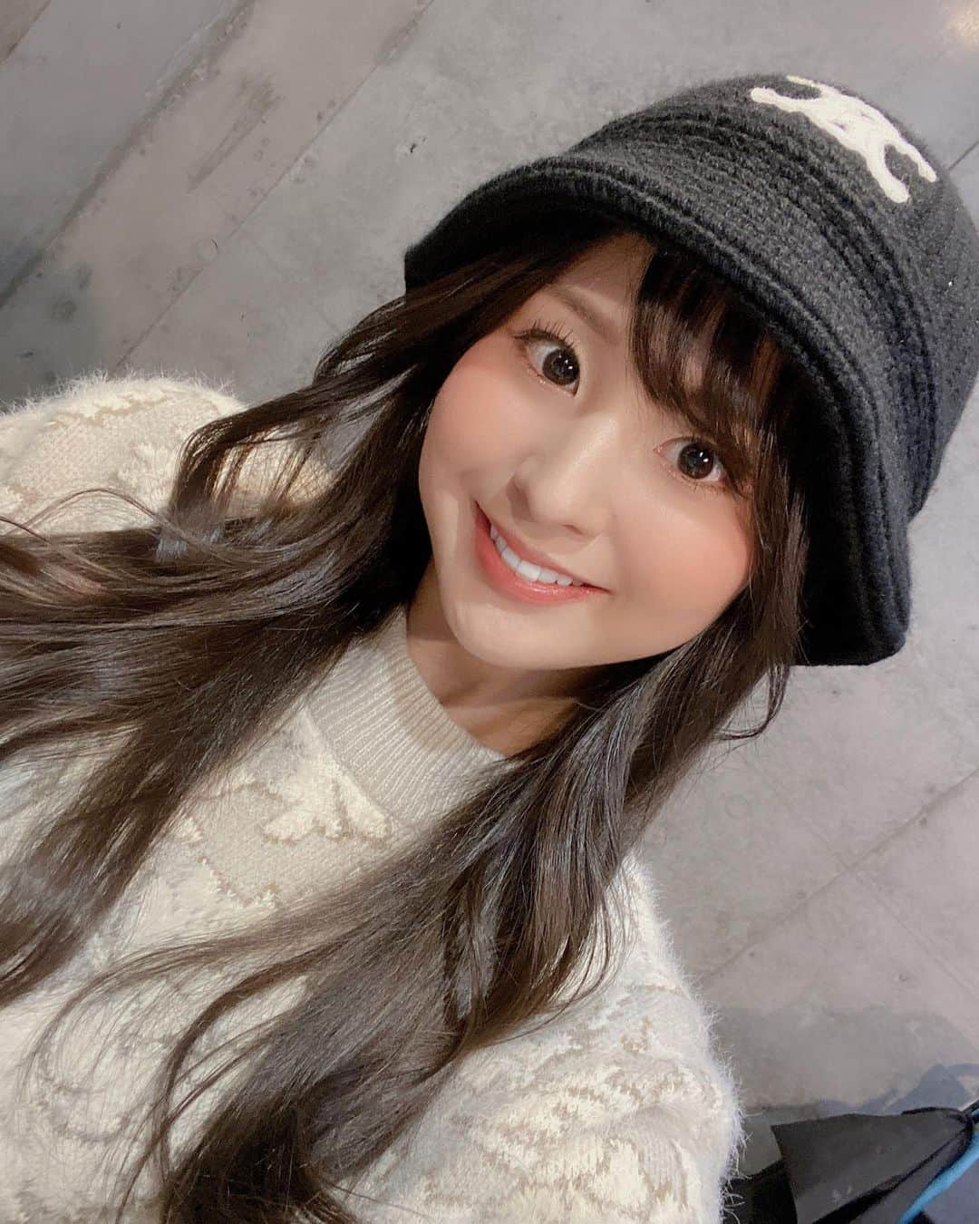 安田七奈さんのインスタグラム写真 - (安田七奈Instagram)「今年最後のメンテナンスDAYでした💇‍♀️ 今更ですがヨシンモリというやつに 挑戦してみました😉💙  20歳からのお付き合いで 絶大な信頼を寄せてるので 安心して任せられました🤗 @hideto_piece201 さん 今年もお世話になりました🙌‼︎  #ヨシンモリ  #安田七奈 #なーちゃ #レースクイーン #rq #ラウンドガール #グラビア #グラビアアイドル #グラドル #インスタグラビア#美乳 #水着 #ビキニ #ムチムチ #むちむち #wedssport #bandoh #セクシー #セクシー美女#wedssportracinggals #followme #japanese #japanesegirl #instagood #instalike #photooftheday #팔로우 #얼스타그램 #粉我 #非常好 ⠀ ⠀」12月27日 21時21分 - nana_yasuda