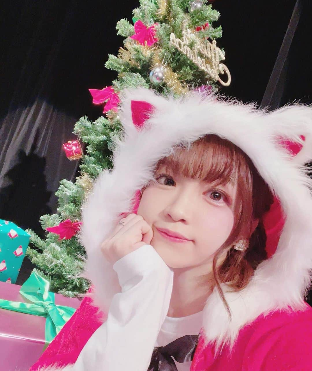 諏訪彩花さんのインスタグラム写真 - (諏訪彩花Instagram)「クリスマスも終わって、次は年越しですね！あっちゅーまだー！☃️ #メリークリスマス」12月27日 22時44分 - suwa_ayaka