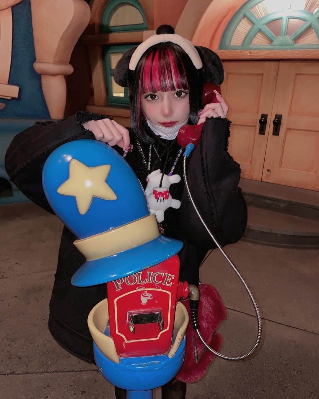 萬鬼百華のインスタグラム：「にゃ　#ディズニー」