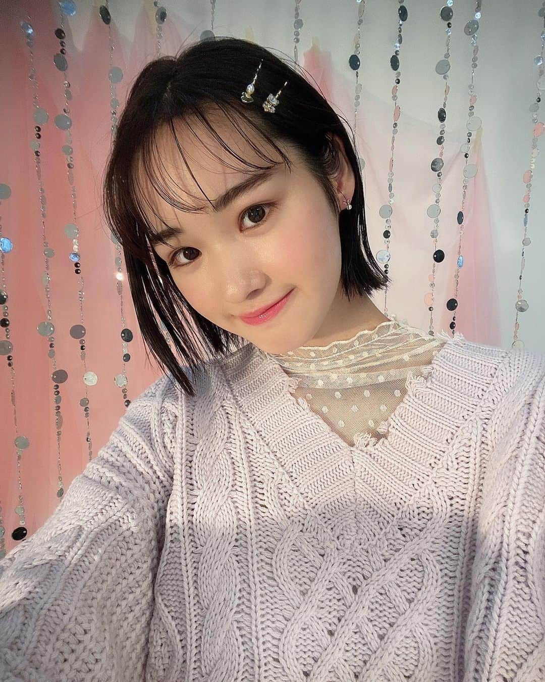 組橋星奈さんのインスタグラム写真 - (組橋星奈Instagram)「・ ・ ・ ・ 【プロが教える冬美肌ケア】 ピンク🎀💗 ニコラ1月号👏🏻 ・ ・ ・  #nicola  #ニコラ  #ニコモ  #ニコラ1月号発売中  #組橋星奈」12月13日 19時56分 - sena_kumihashi0716