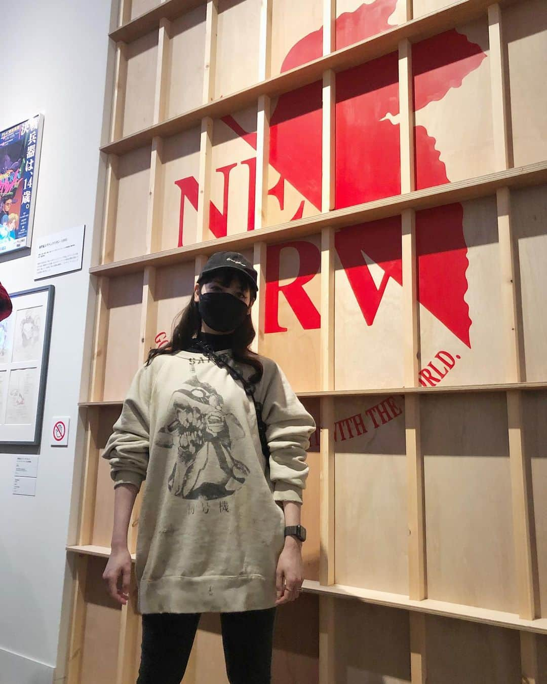 みづなれいのインスタグラム：「庵野秀明展ではシンジさん着用スウェットで。 #radioeva」