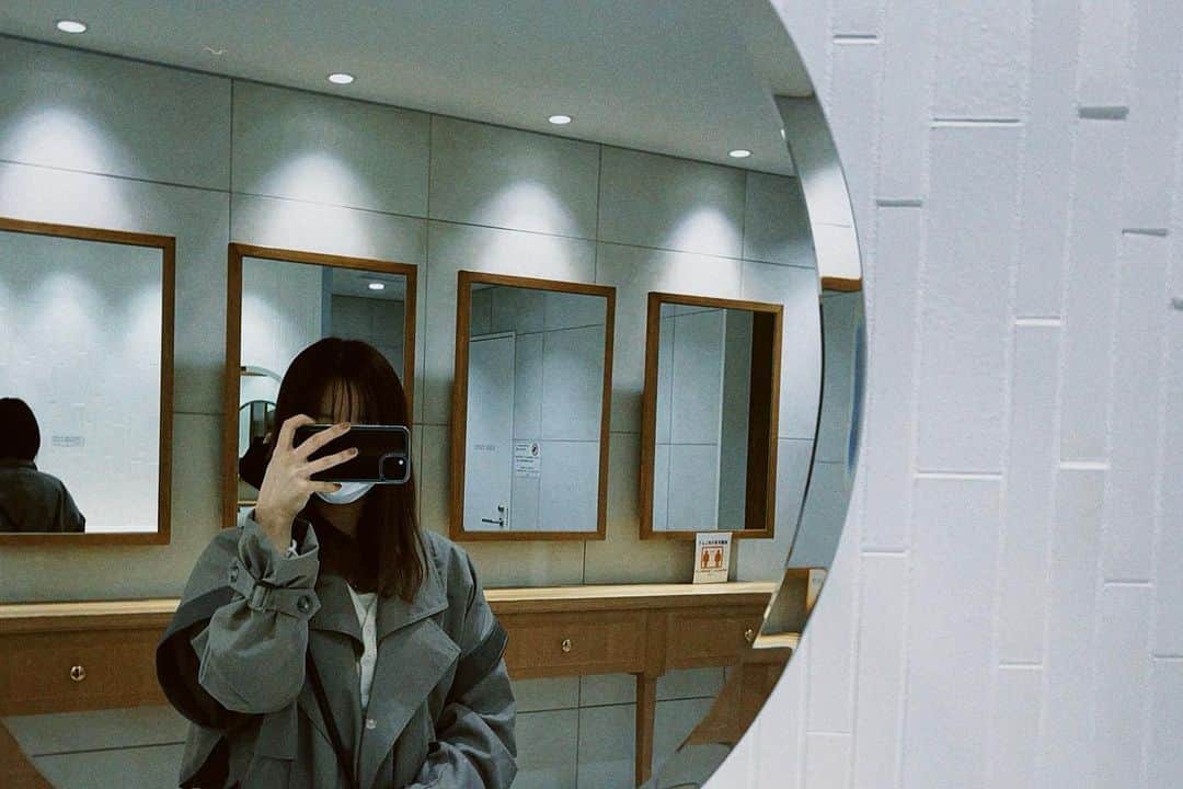 三浦千花音のインスタグラム：「写真を撮る習慣があまりにも無さすぎて、なにも投稿せずに今年が終わってしまうと気がつきました。一年ってあっという間。☃️」
