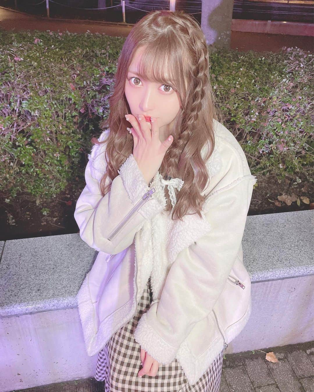 太田里織菜のインスタグラム：「. . ほんっっとさむい(´•̥ ω •̥` )ぴえ . . #らぶどる」