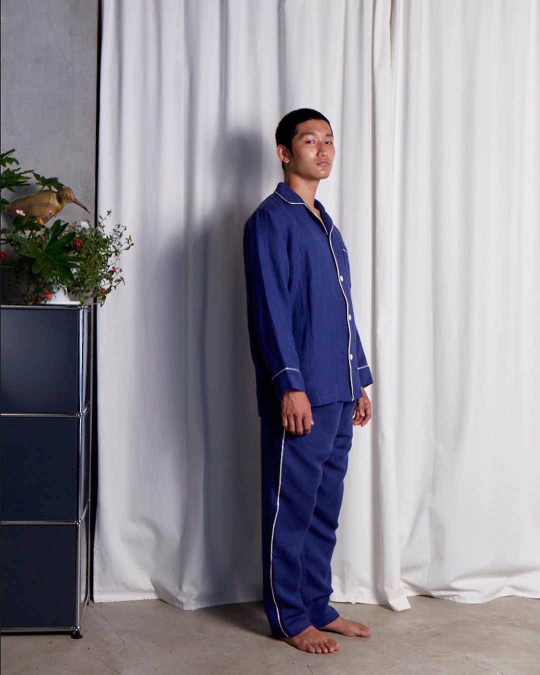 bodcoさんのインスタグラム写真 - (bodcoInstagram)「NAVY BLUE 👖 #bodco #colors #homeessentials #linen #pajama #ボッコ」12月13日 21時09分 - bodco_official