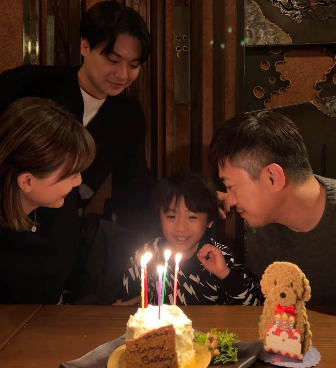 ヨンアさんのインスタグラム写真 - (ヨンアInstagram)「5歳の誕生日👦🏻 5歳はどんな一年にするの？って聞いたら好きな事だけをやりたいらしい😅 #happybirthday #mylove」12月13日 23時19分 - youn1029