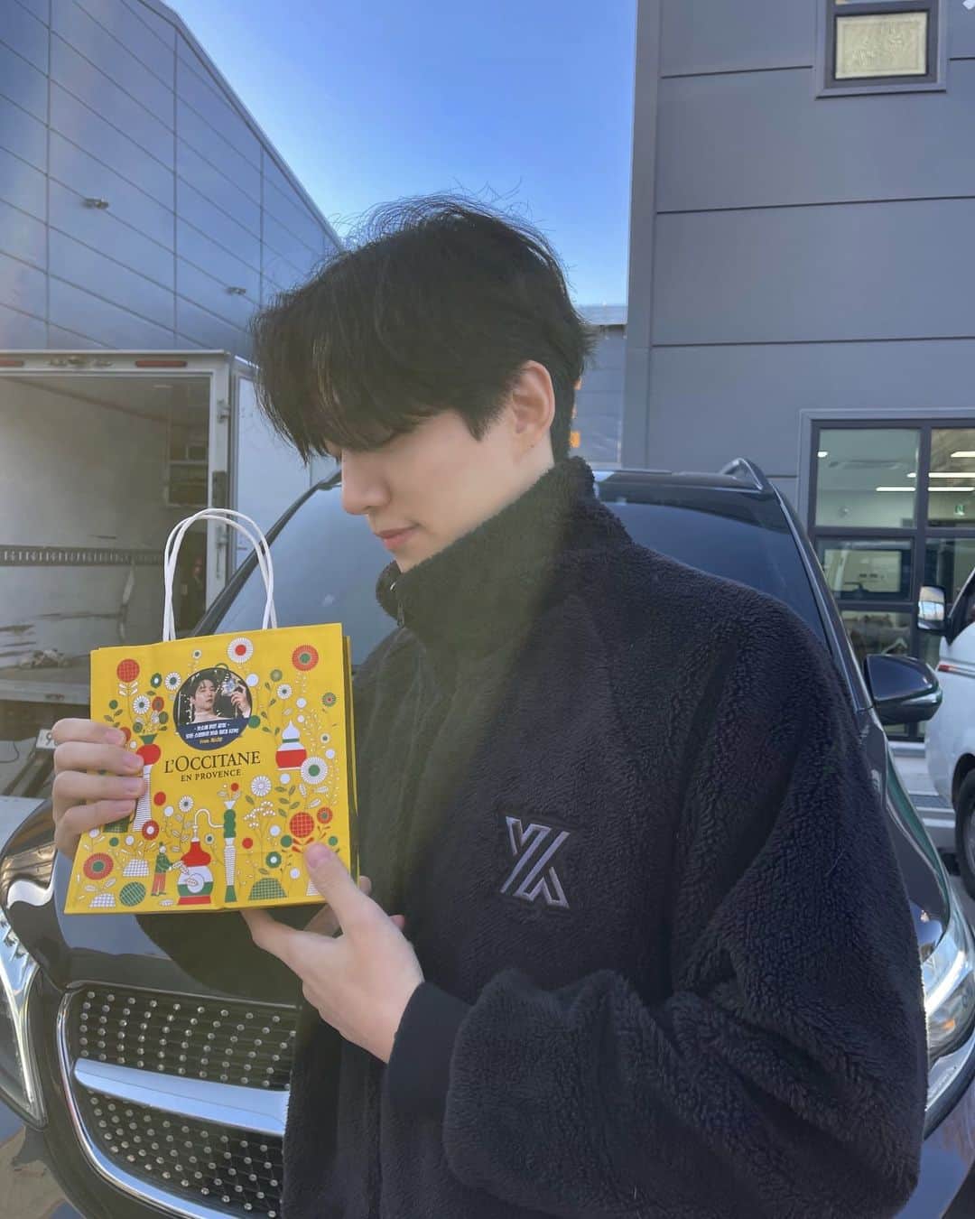 ジュノ のインスタグラム：「@loccitanekorea @xexymix」