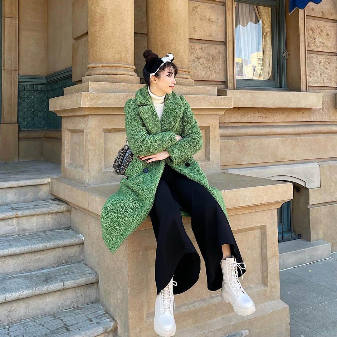 藤田麻里のインスタグラム：「撮影続いてたから久しぶりオフぅ！ ユニバ楽しかった🥰💓  12月残り少し頑張ろう〜💪🔥」