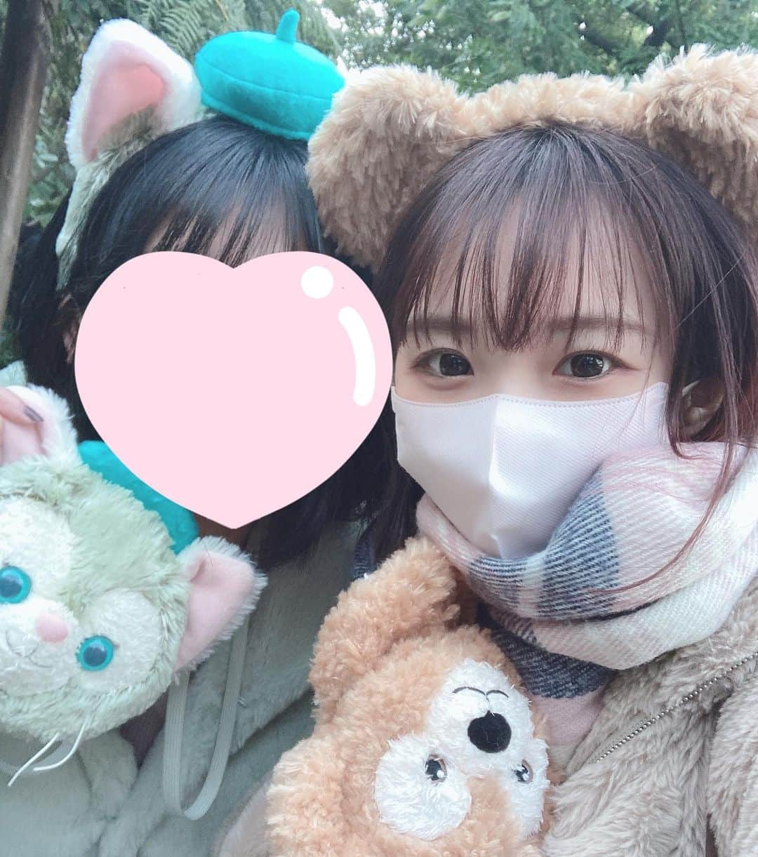 音井結衣さんのインスタグラム写真 - (音井結衣Instagram)「♡Tokyo Disney Sea♡ part1  ダッフィーコーデ🧸 大親友ちゃんが大絶賛の写真が一枚目です(笑)いっぱい褒めてくれた♡ ♡★♡ﾟ･*:.｡ ｡.:*･ﾟ♡★♡ﾟ･*:.｡ ｡.:*･ﾟ♡★♡ﾟ･*:.｡ ｡.:*･ﾟ♡★♡ﾟ  #disneysea  #disney  #disneygram  #tokyodisneysea  #duffy  #ダッフィーコーデ  #冬コーデ  #winter  #ootd  #instagood  #instadaily  #tiktok  #tiktokers  #japanesegirl  #kawaiigirl  #uwu  #japan  #てぃっくとっく  #ディズニーシー  #ディズニーコーデ  #ミッキー  #instagood  #fyp  #followｍe  #自然光  #cosplay  #likeforlikes  #insta  #smile  #fun」12月14日 20時06分 - otoi_yui_19