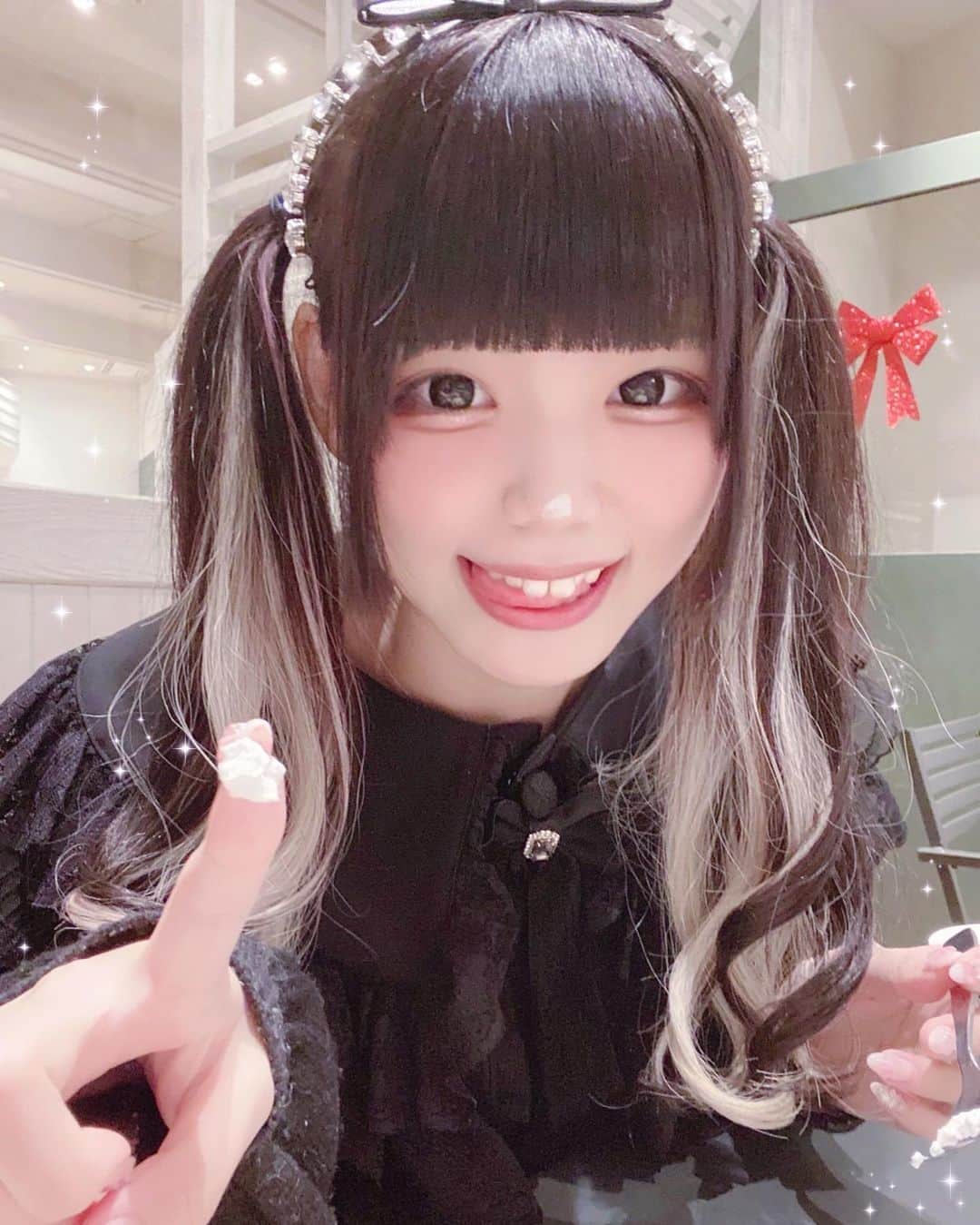 ゐななのインスタグラム：「''隠し味何にしよう ?」