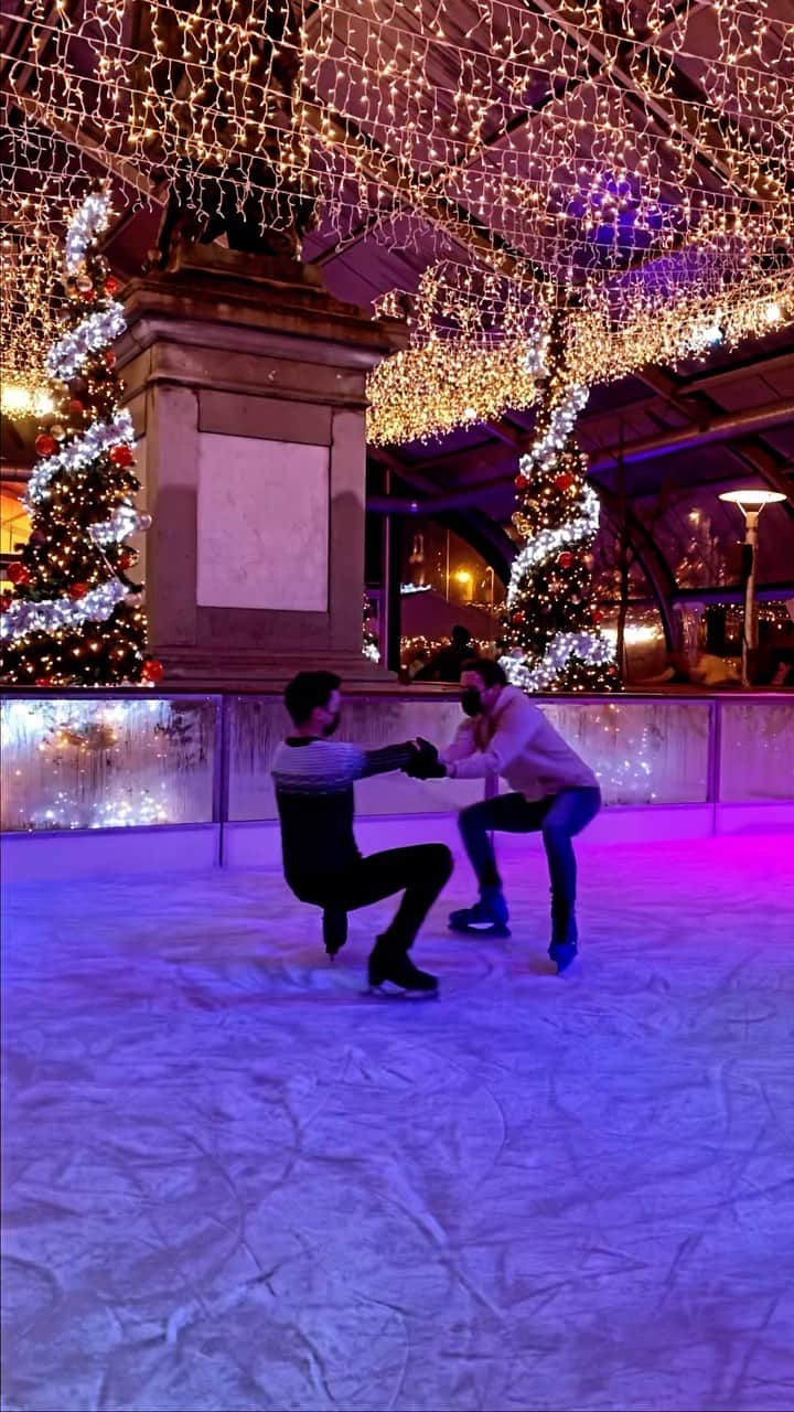 ヨリック・ヘンドリックスのインスタグラム：「🎄♥️」