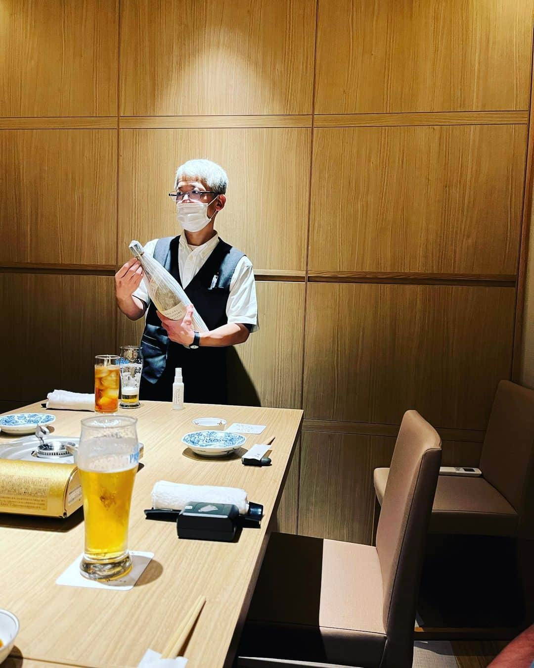 金村義明さんのインスタグラム写真 - (金村義明Instagram)「夜の部スタート！ 箕面よし田へ！ 特別料理　河豚尽くし🐡 最高に美味しかった！ 河豚専門店より美味い！ 食べ過ぎ飲み過ぎしょうがない！　下痢は治りました！」12月14日 22時51分 - yoshiaki_kanemura