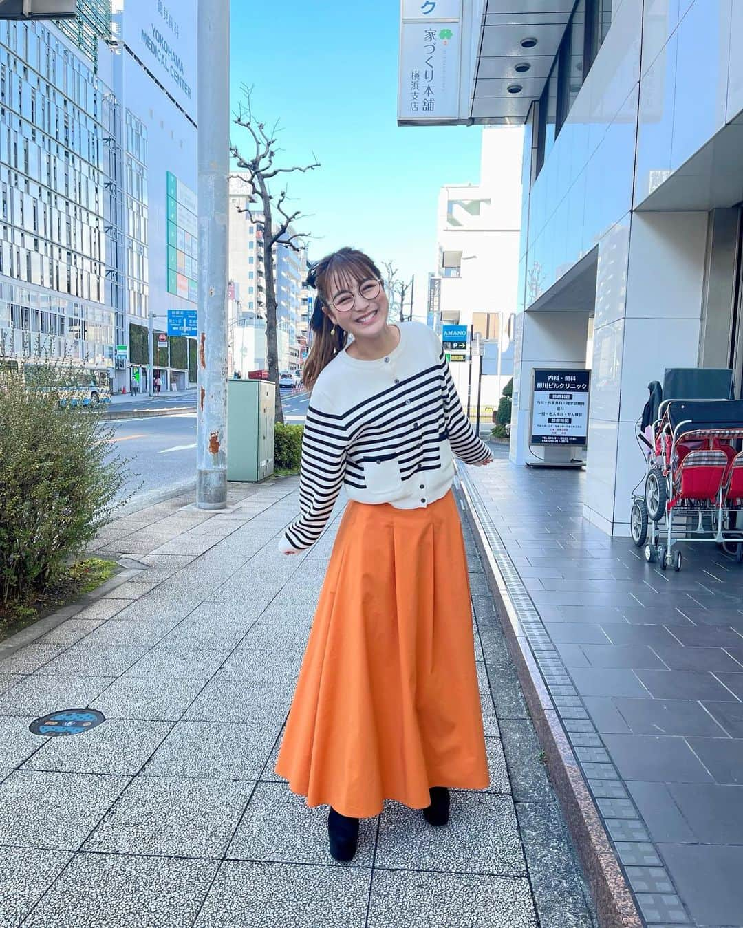 鈴木奈々さんのインスタグラム写真 - (鈴木奈々Instagram)「今日のコーデです♡ トップス&スカート▶︎ @omekashi_pr  靴▶︎ @re_rz #テレビのロケ #楽しかった😊」12月15日 16時20分 - nana_suzuki79