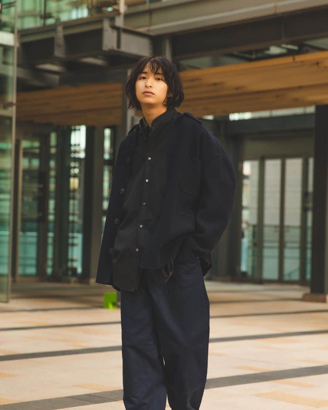 上野一稀のインスタグラム：「・ @uniqlo_jp +J  Shooting data. ・ ・ 今日響いた言葉  Take time to deliberate, but when the time for action comes, stop thinking and go in. ~Napoléon Bonaparte~  じっくり考えろ。しかし、行動する時が来たなら、考えるのをやめて、進め。 ・ ・  ・ ・ ・ ・ ・ ・ ・ ・ ・ ・ ・ ・ ・ ・ ・ ・ ・ ・ ・ ・ ・ ・ #StyleHint #fashionjapan #kfashion #uniqloplusj  #uniqlo #ユニクロコーデ #ユニクロメンズ  #プチプラファッション #メンズモデル #メンズコーディネート #メンズファッションコーデ #カジュアルファッション #fashionjapan #fashionsnap #ファッションスナップ #finnwolfhard #センターパート男子 #塩顔男子 #ユニセックスコーデ #ユニセックスファッション  #mensportrait  #japan_photo #ミディアムヘアー  #韓国ファッション #モード系ファッション  #ファッションスナップ #fashionsnap #portraits_vision」