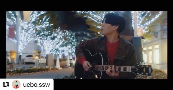 モリシーのインスタグラム：「Uebo新曲『Wish』 全楽器演奏とアレンジしました。 アコースティッククリスマスチューン！ 鈴の音が聞こえてたあの頃に戻りたいよねー！ いっぱい聞いてくださいね！  #Repost @uebo.ssw with @make_repost ・・・ 2021.12.15 Digital Single Release UEBO「Wish」 ⁡ Spotify・Apple Music・iTunes Store・LINE MUSIC など 各配信サイトにて配信中！ ◇Apple Music◆ https://music.apple.com/jp/album/wish-single/1594439116 ⁡ ◇Spotify◆ https://open.spotify.com/track/0TFugQnR5ChlMyD4iXBLMT?si=r6nZW-f6S6exrM-Q9K6w3Q ・ ・ シンガーソングライターのUEBOが、2020年11月～2021年10月に渡る12カ月連続シングルに続く新企画「＋1」から、第2弾の楽曲「Wish」を12月15日にリリース！ ⁡ 「＋1」とは、“ネオサーフミュージック”をかかげるUEBOが、原点であるアコースティックギター１本の弾き語りに立ち返り作曲した楽曲に、アクセントを加えていくというもの。今回の「Wish」のテーマは冬、そしてクリスマス。第1弾の「Stand」に続き、アレンジャーにAwesome City Clubのモリシー @morisee_acc を迎えて制作した。 ⁡ ジャズやボッサを軸とした暖かみのある曲に折り重なっていく、音のレイヤーから浮かび上がる冬景色が美しく、子供の頃に思いを馳せつつ聖夜を楽しむ、ポジティブバイブなノスタルジーにほっこりする歌詞も実に魅力的だ。そしてUEBOとしては新しい試みである3拍子パートを取り入れたアレンジが、ウィンターワンダーな世界観をより豊かに演出。まさにクリスマスにピッタリな楽曲になっている。 ⁡ UEBOはこの後も同じテーマでモリシーとともに楽曲のリリースを続け、最終的にはモリシーをアレンジャーに迎えた曲を中心に、EPをリリースする予定とのこと。また、11月20日に開催した12カ月連続シングルの集大成であるワンマンライブも完売するなど、目下人気上昇中。今回のリリース〜2022年も引き続き、その動きから目が離せない。 ・ Cast : UEBO Producer : 加藤 runpe 将 (IN THE FLIGHT inc.) @runpe0430  Camera Director : Gyu @gyu_foc  ・」